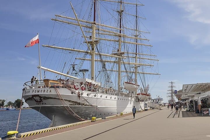 Discover Gdynia - Half-Day Private City Tour
