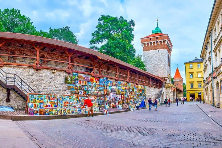 Czartoryski Palace Museum Tickets and Krakow Old Town Tour