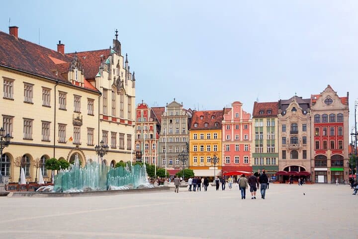 Wroclaw: Old & New Town Highlights Private Guided Walking Tour