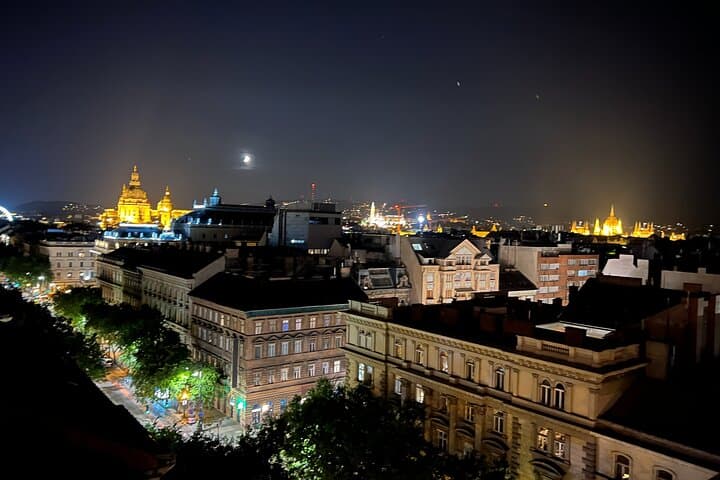 Luxury Private Transfer from Krakow to Budapest