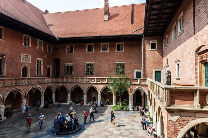 Wawel Castle and Cathedral St. Mary's Church, Rynek Underground