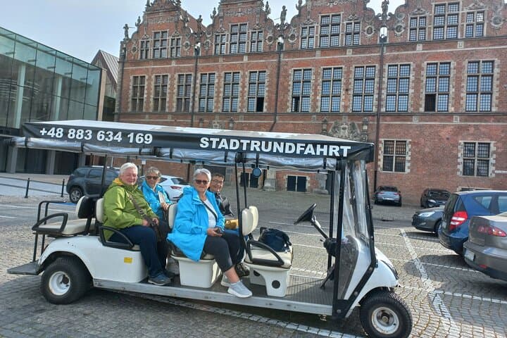 Gdansk: Private City Sightseeing Tour by Buggy/Cart LIVE GUIDED