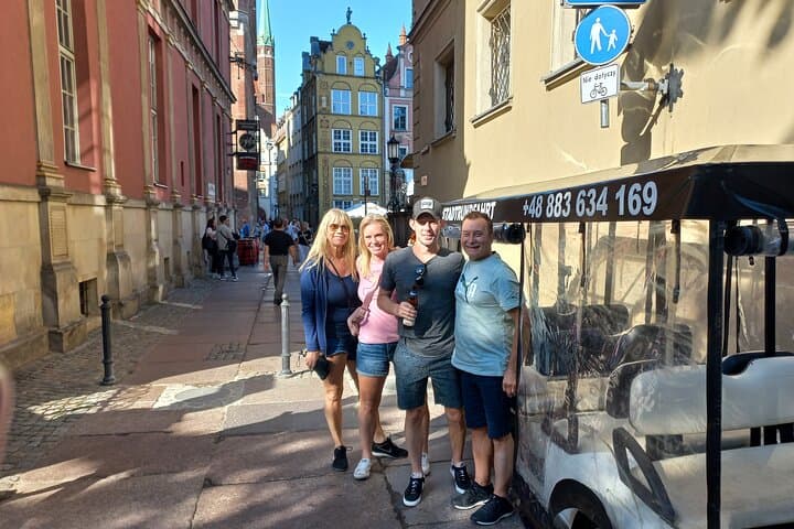 Gdansk: Private City Sightseeing Tour by Buggy/Cart LIVE GUIDED
