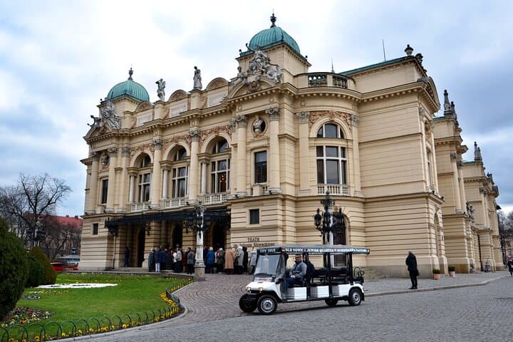 90 minutes Small Group Krakow City Tour by Electric Car