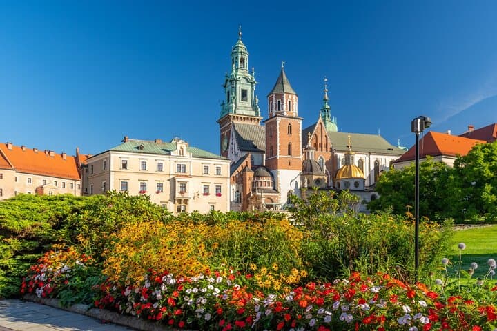 Wawel Castle, Cathedral and St. Mary’s Basilica Private Tour