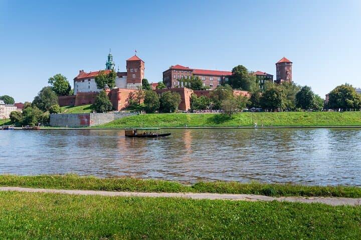 Wawel Castle, Cathedral and St. Mary’s Basilica Private Tour