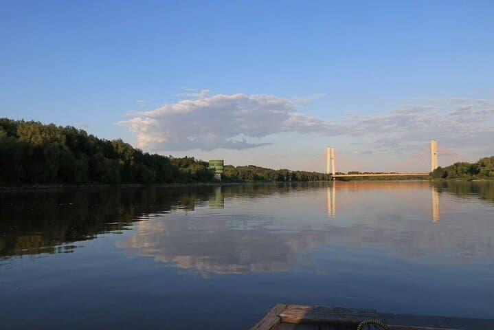 2h Private Cruise for 4 on Vistula in Warsaw with our Helmsman