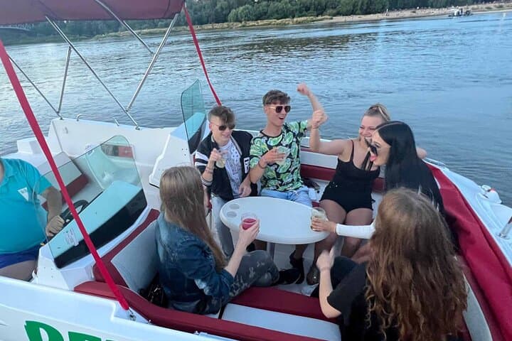 Private 2 Hour Motorboat Tour on Vistula in Warsaw for 9