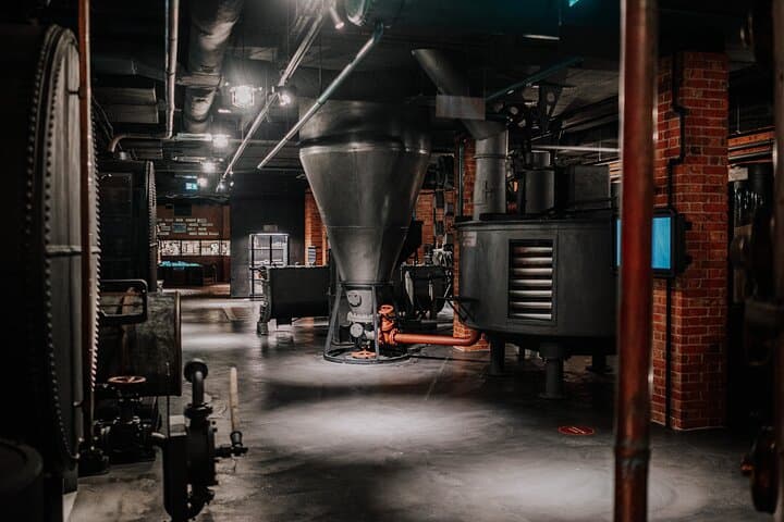 Krakow: Vodka Factory Museum - Ticket with Audioguide & Tasting