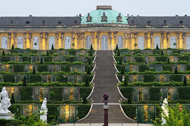 Berlin and Potsdam Private Tour from Poznan
