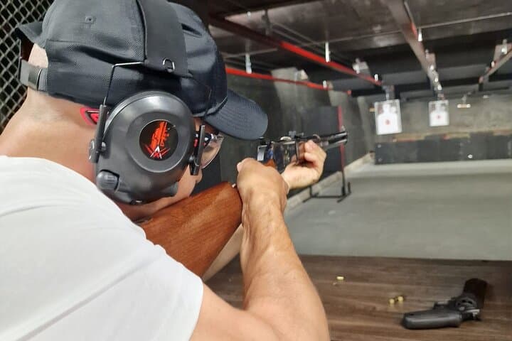 Wrocław Shooting Range with Instructor and Entry Fee Included