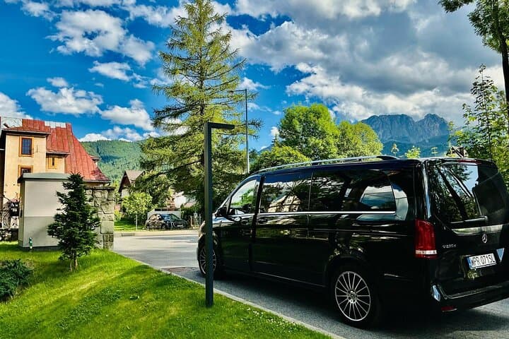 Private Van transfer Warsaw in Zakopane
