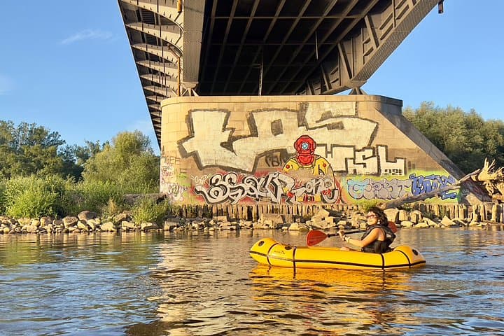 Packrafting / Kayaking Vistula River, Warsaw