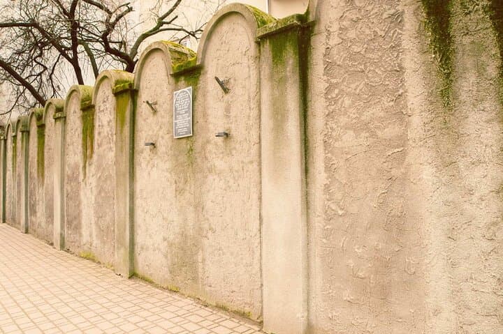 Schindler's Factory and Krakow Ghetto Monty Private Walking Tour