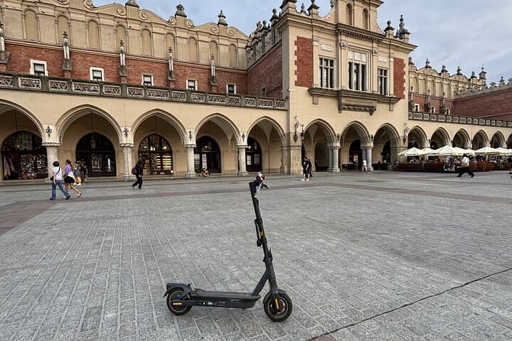 Krakow Electric Scooter Rental – Self-Guided City Tour