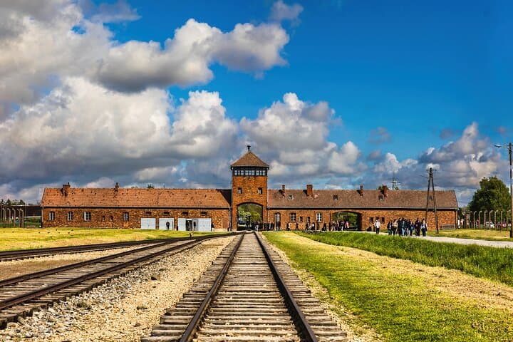 Holocaust memorial visit