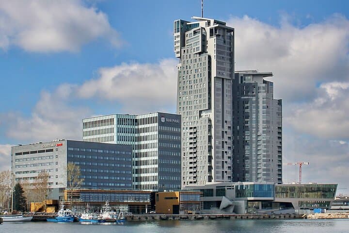 Private Transfer Gdansk Airport GDN to Gdansk City/Sopot/Gdynia