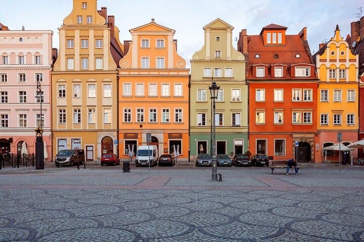 Private Transfer from Wroclaw Airport WRO to Wroclaw City