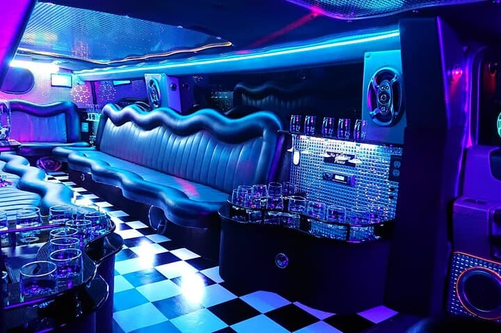 VIP Hummer Limo Tour through Gdansk: 1, 3, or 5 Hours