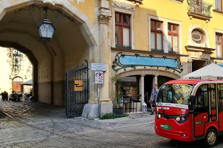 Wroclaw tour with electric bus, 2 h (English guide) 5-13 people