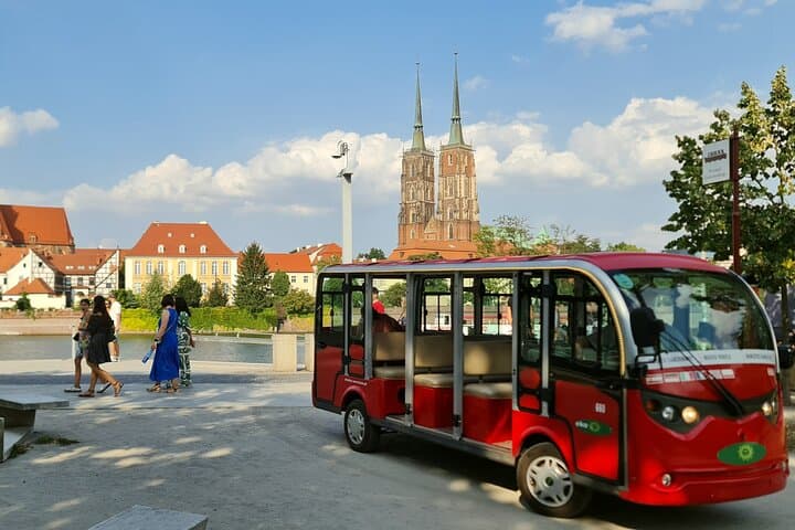Wroclaw tour with electric bus, 2 h (English guide) 5-13 people