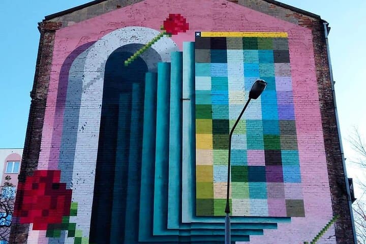 Offbeat Warsaw: Explore the Edgy & Artsy Praga District