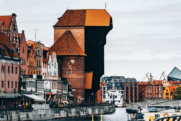 Gdansk Old Town Highlights: Explore the Best on Foot