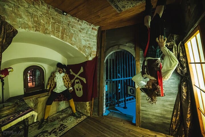 Tower of Secrets (Wax Figure Museum, Horror House and much More)