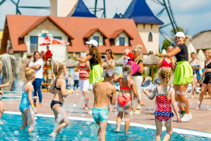 Energylandia Theme Park Ticket and Transportation From Krakow