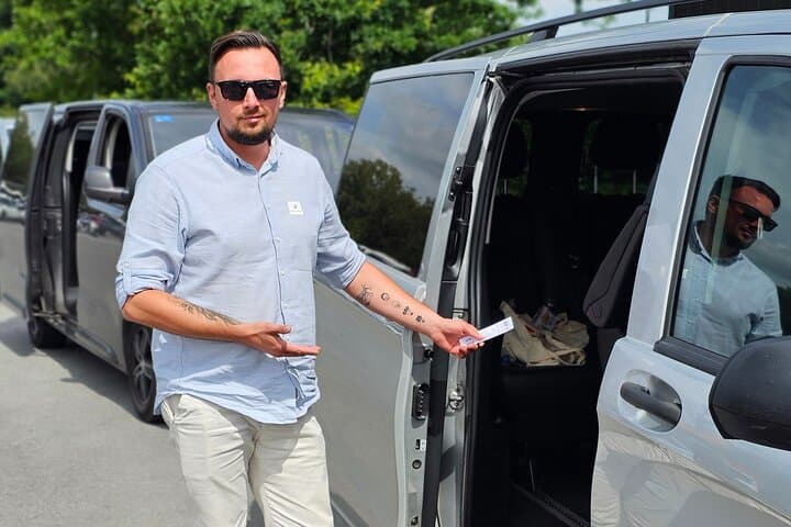 Wojtek’s knowledge and helpfulness are great assets to our team, and we are so pleased that his guidance made your experience both informative and comfortable.