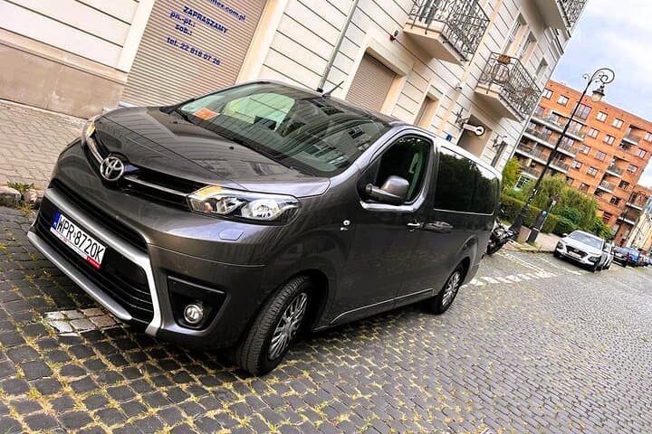 Warsaw Modlin Airport Private transfer