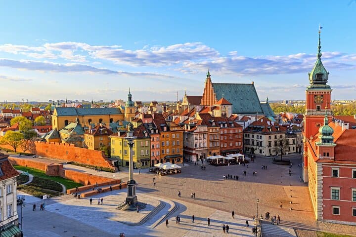 Private transfer from Gdansk to Warsaw with 2h of Sightseeing