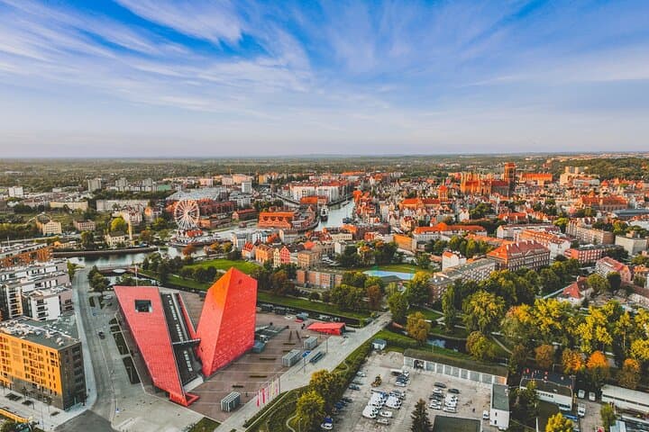 Skip-the-line Museum of World War II Gdansk Private Tour
