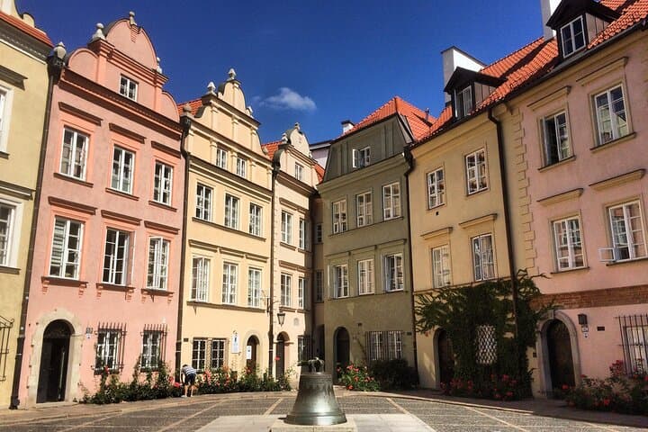 Warsaw Old Town & Royal Way: History & Hidden Gems with a Local