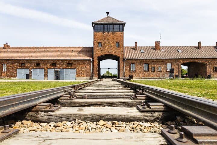 Auschwitz-Birkenau Tour with Private Driver