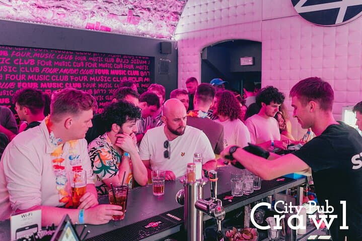 Pub Crawl 1hr Unlimited Beer + Vodka then Clubs in Katowice