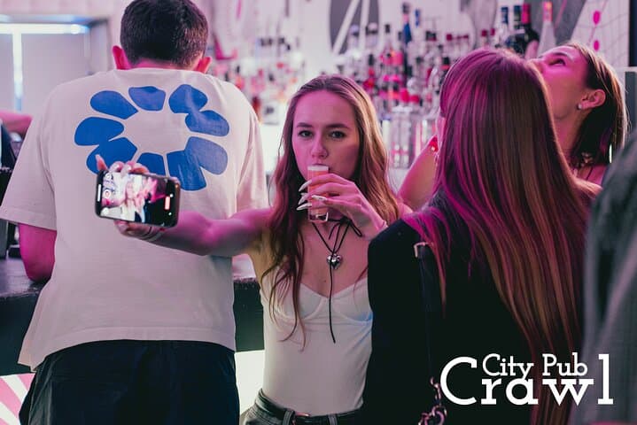Pub Crawl 1hr Unlimited Beer + Vodka then Clubs in Katowice