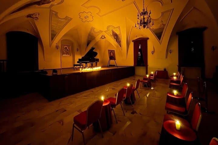 Chopin Concert By Candle Glow in Krakow