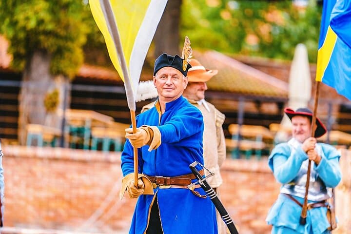 5-Day Poland Krakow Private Car Walking Tour