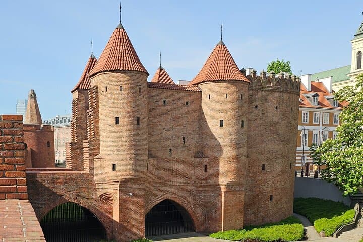 Warsaw in a Flash: Private Layover Tour Airport Pickup & Drop-off