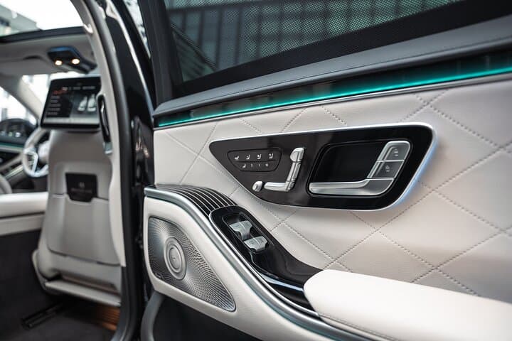 VIP Mercedes S Class Transfer from Gdansk/Sopot to Airport Gdansk