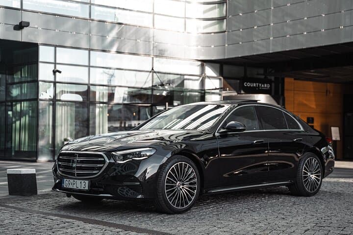 Private Airport Transfer (GDN) to City Center Gdansk (1-3 PAX)