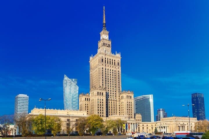 Kid-Friendly Walking Tour of Warsaw with Expert Local Guide