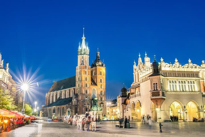 Krakow Kid-Friendly Private City Highlights Tour for Families