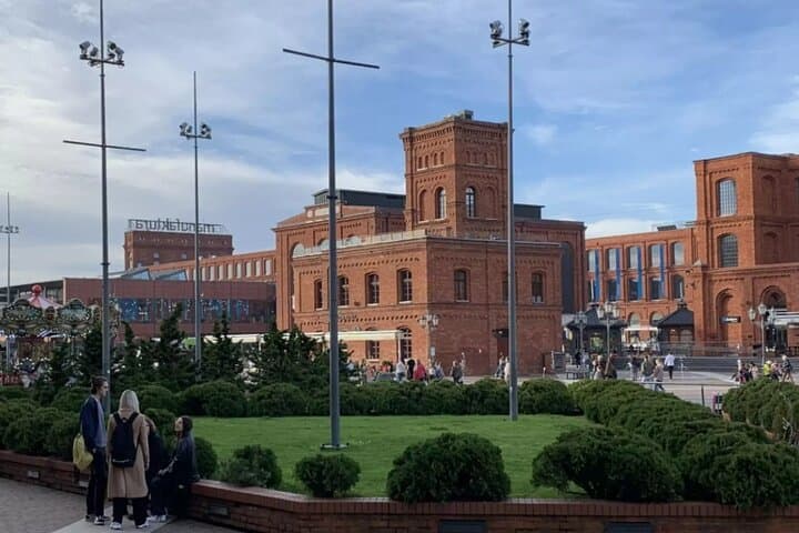 Łódź’s Ruin and Rise: A Self-Guided Audio Tour