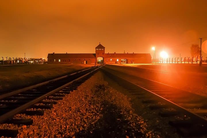 Wieliczka and Auschwitz all day minivan private tour