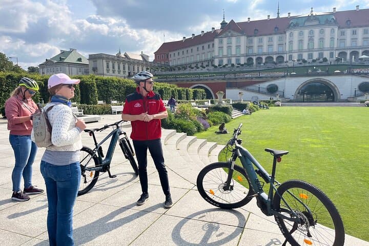 Chopin E-Bike Tour: Discover Warsaw's Musical Heritage