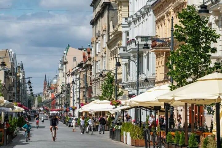 Łódź’s Corridor of History: A Self-Guided Piotrkowska Tour