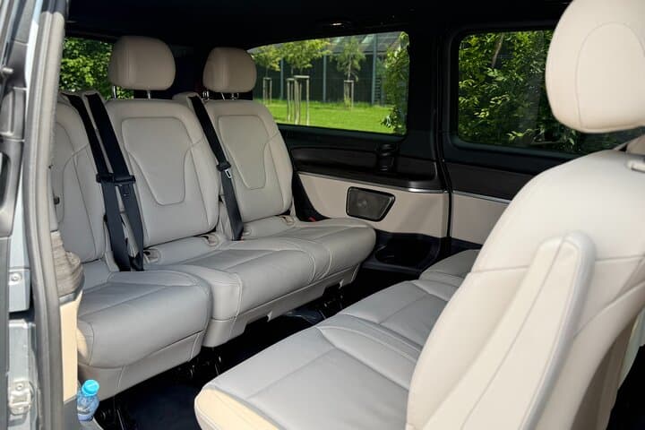 Krakow Airport ↔ Krakow City - Private Transfer