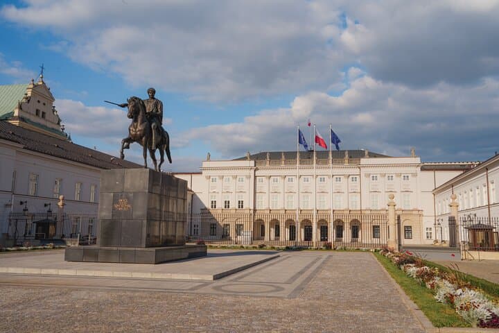 Warsaw Highlights: Old Town Guided Walking Tour in English